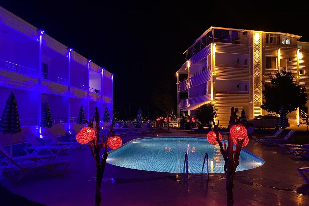 Aroma Butik Hotel Kızılot Eksteriør billede